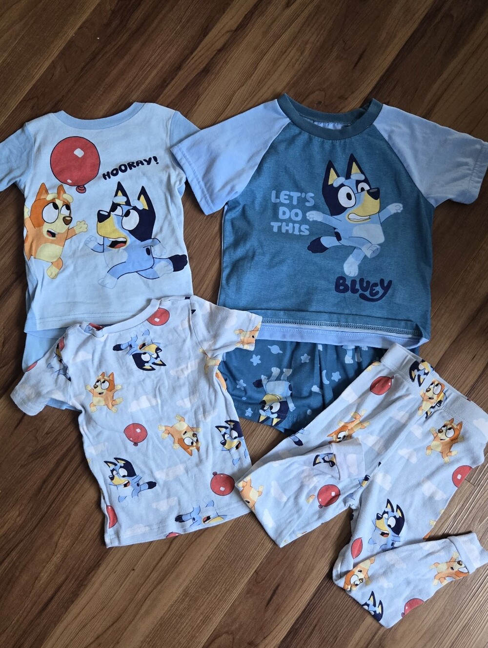 Genderless Bluey Pajama Set of 3 Toddler 4T VGUC Shorts & Tee Shirt